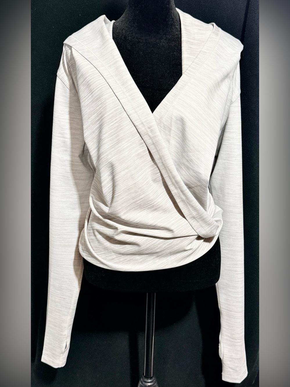 NWT ZYIA Active Cream Haze Yoga Shawl